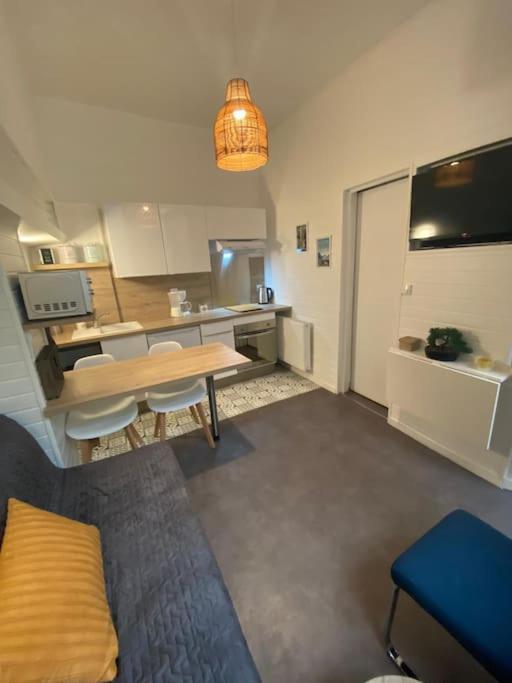 Au Coeur De Rouen - Studio Cosy, Calme, Proche Gare Appartement Buitenkant foto